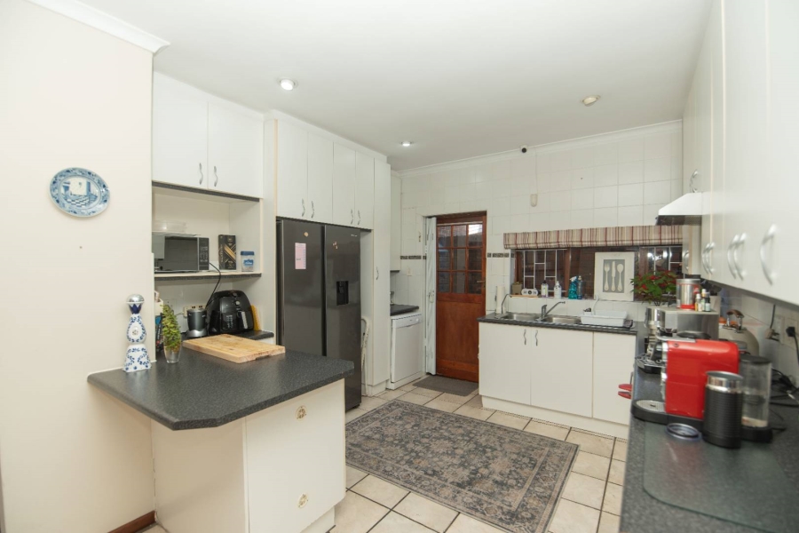 3 Bedroom Property for Sale in Summerstrand Eastern Cape